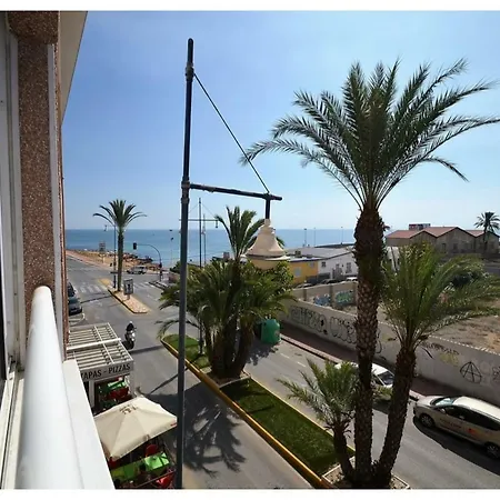 22 Just Beach Apartment
